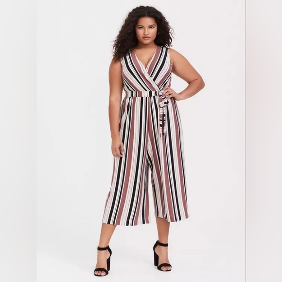Silky Knit Culotte Jumpsuit With Gold Zipper- Black main image 1